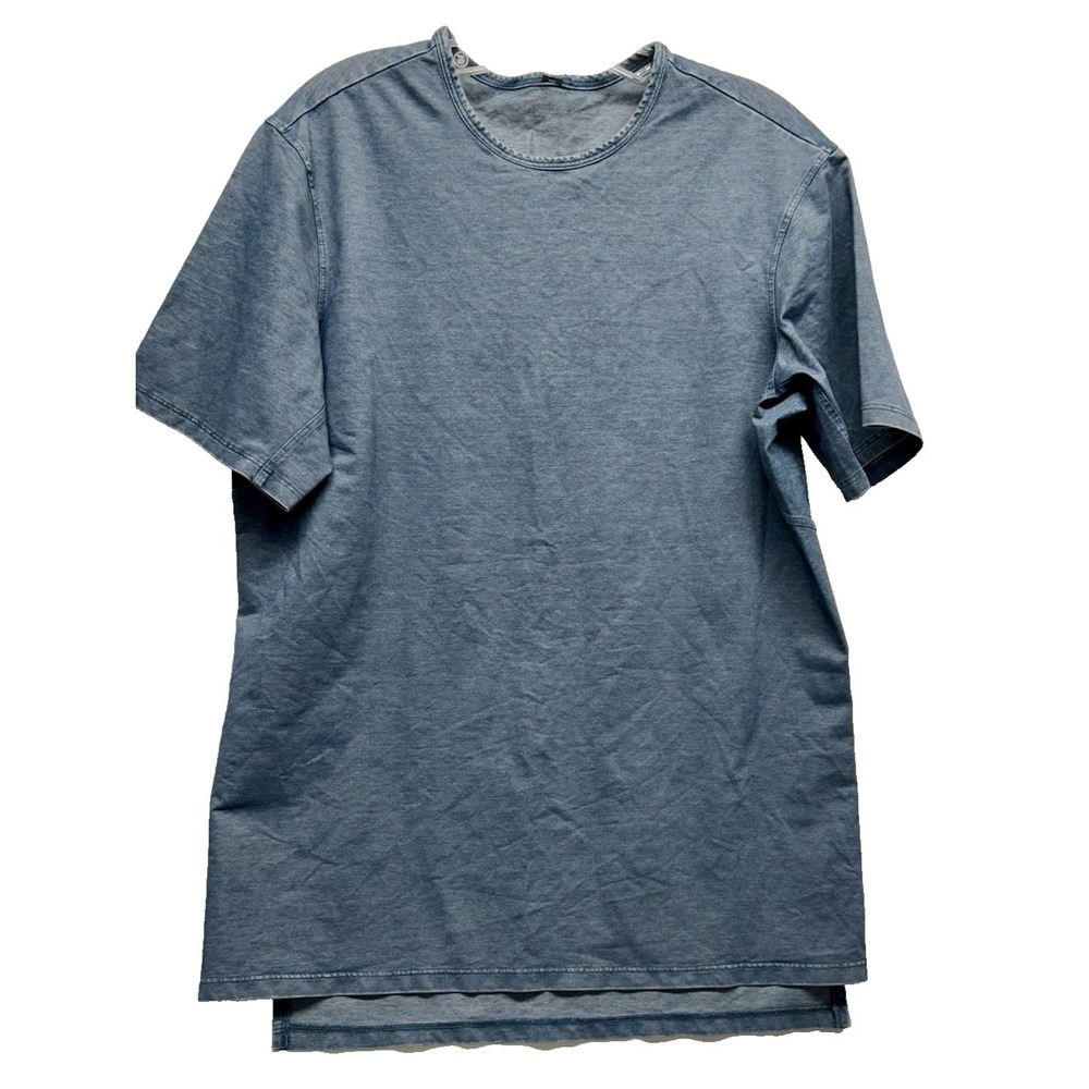 Lululemon Men's Blue Denim Short Sleeve T-Shirt (H7)